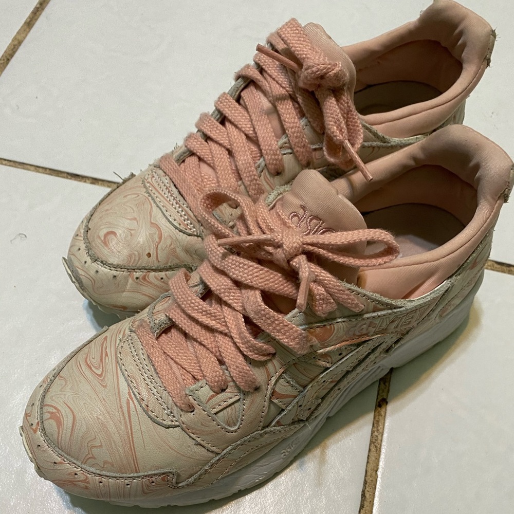 ASICS Gel Lyte V Sz 5